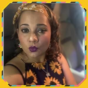 Meet your Posher, Delia